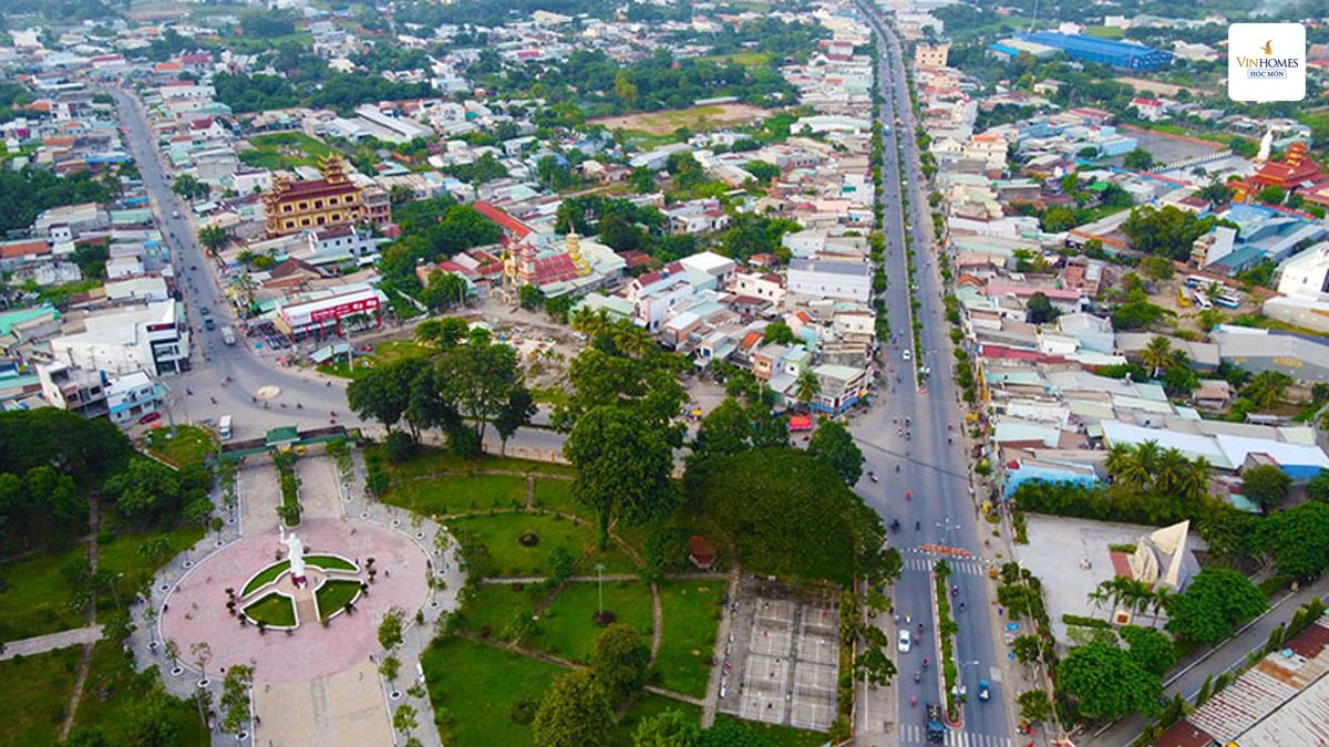 Bất động sản Hóc Môn: Lựa chọn đầu tư thông minh hay chỉ là cơn sốt nhất thời?
